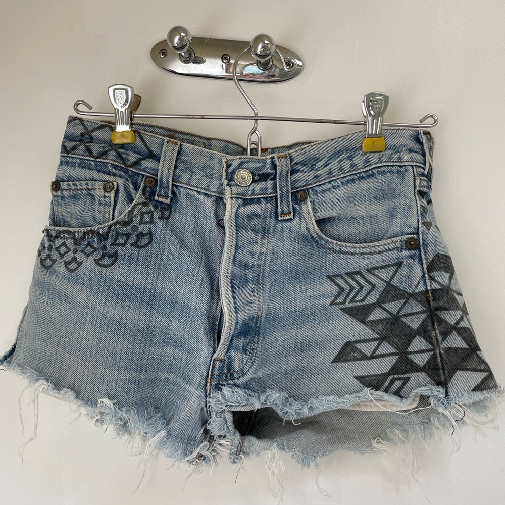 Vintage Levi’s shorts
